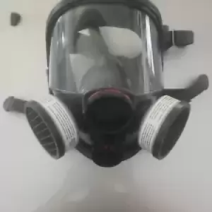 New Open Box North 76008A Full Facepiece Respirator Mask With Filters.